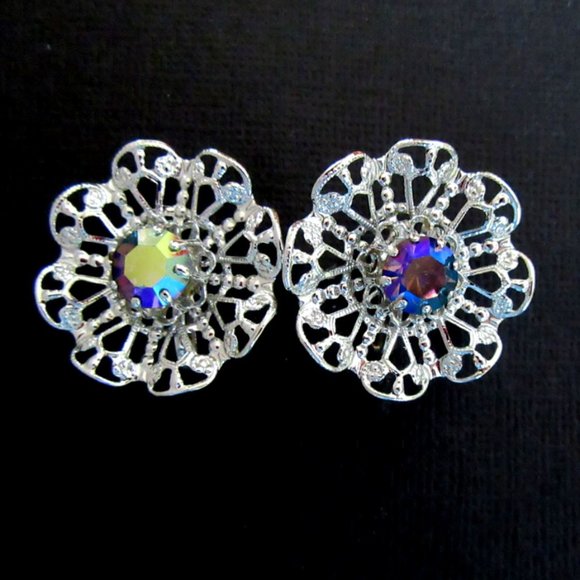 Silver filigree aurora borealis screw back earring - Picture 2 of 3